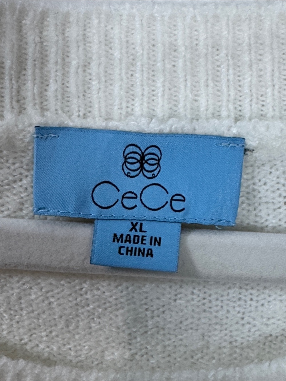 CeCe Cream Oversized Knit Crewneck Sweater w/ Beaded Gold 'cheers' Script - XL - Picture 3 of 7